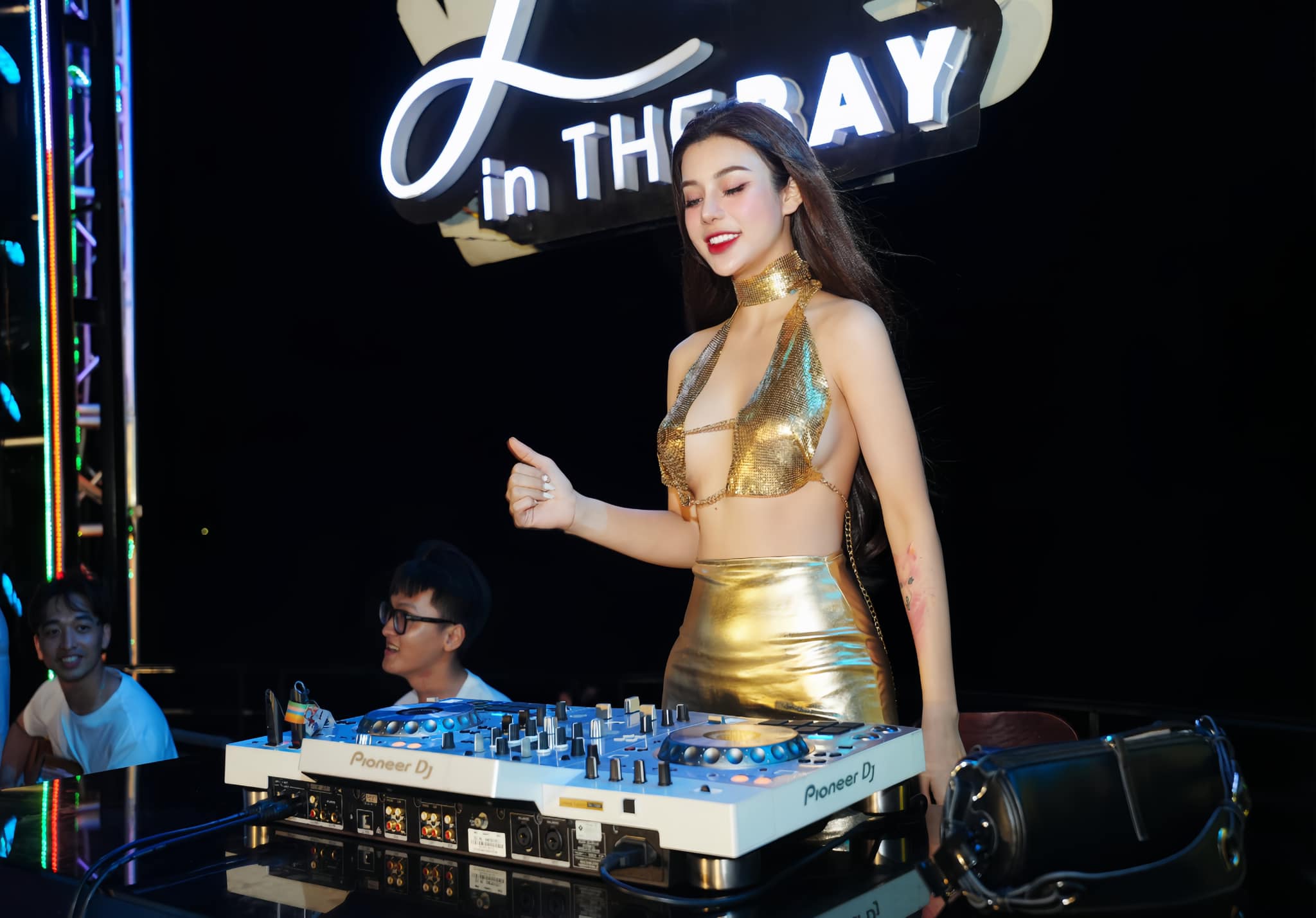 thuê dj